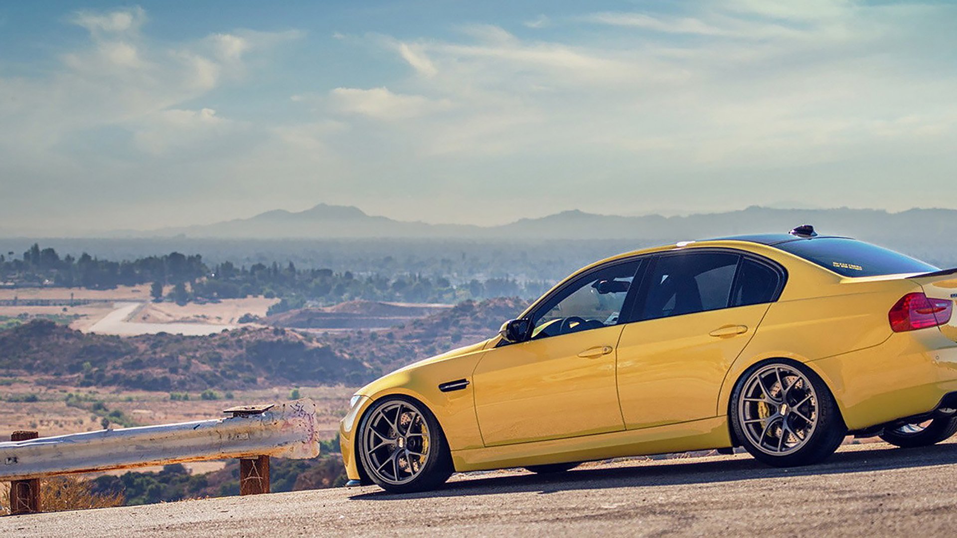 “青训合作项目在边远农村落地,普及足球基础运动”,足球青训政策