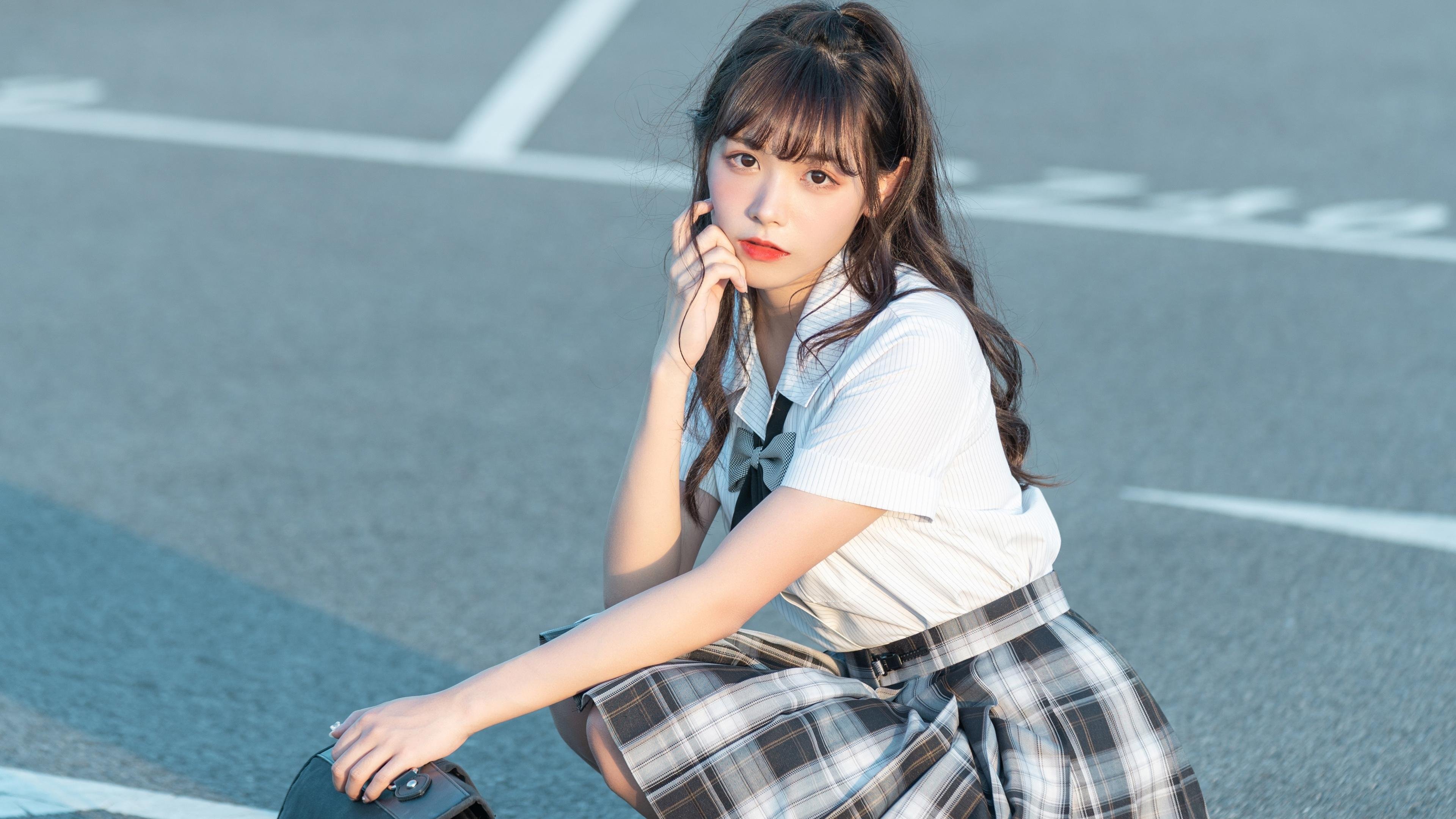 曼城中场调度精准打乱对手防守节奏，曼城主力中场